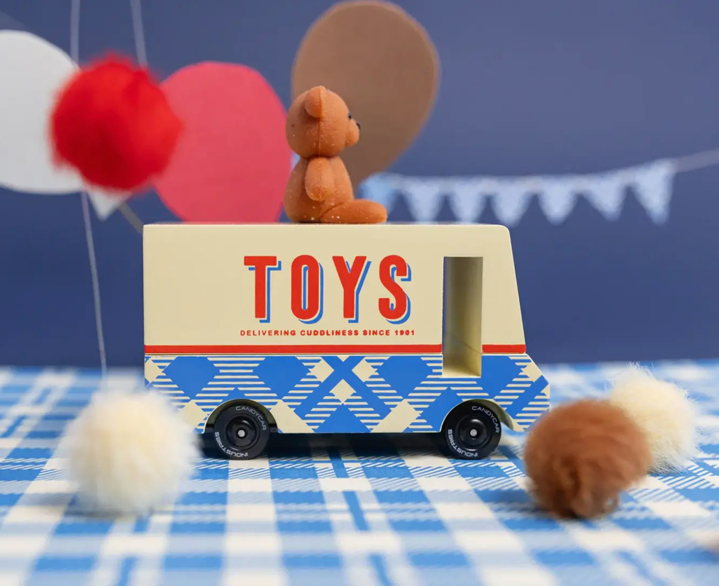 PLANES TRAINS & AUTOMOBILES — Little-ish