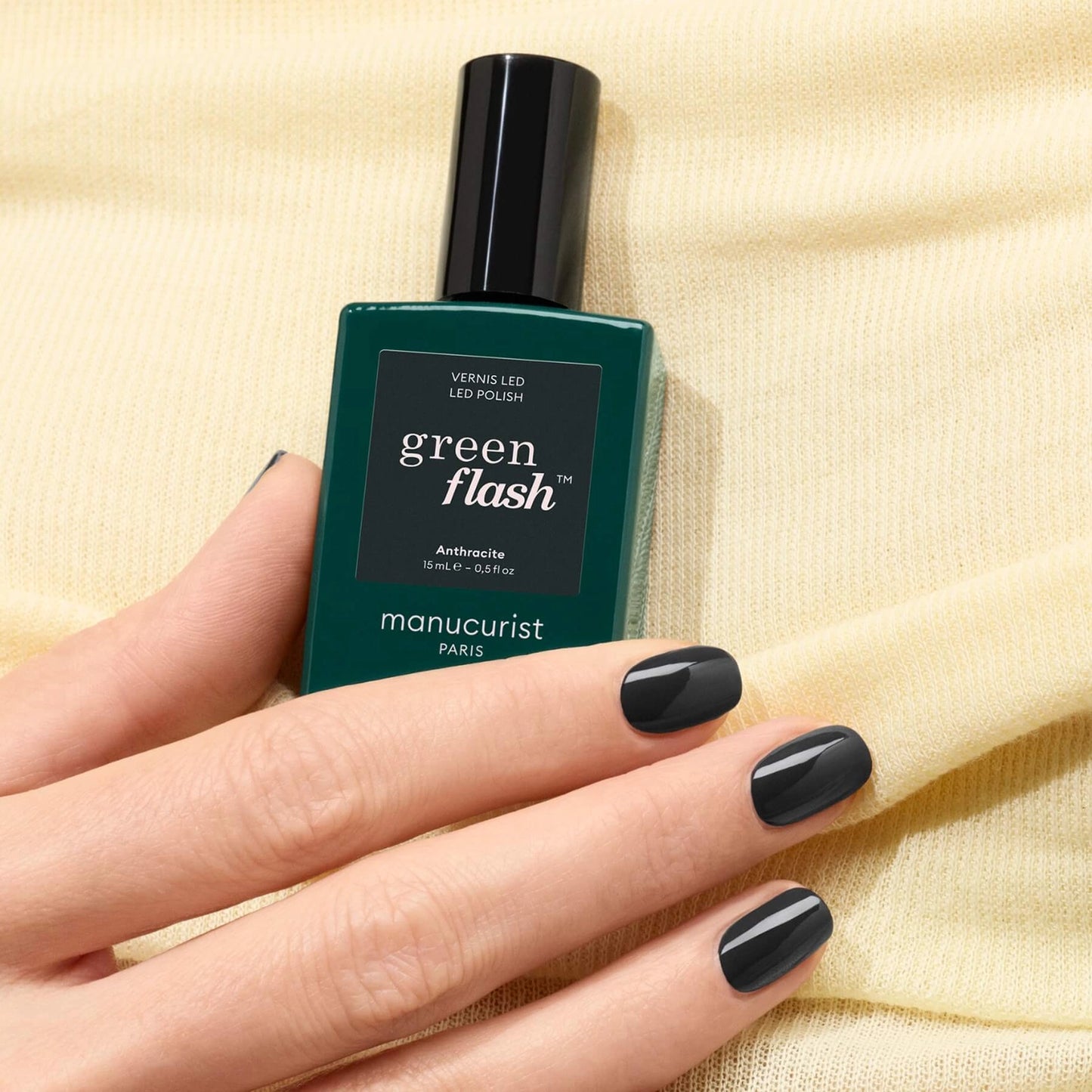 MANUCURIST GREEN FLASH™ GEL VARNISH - ANTRACITE