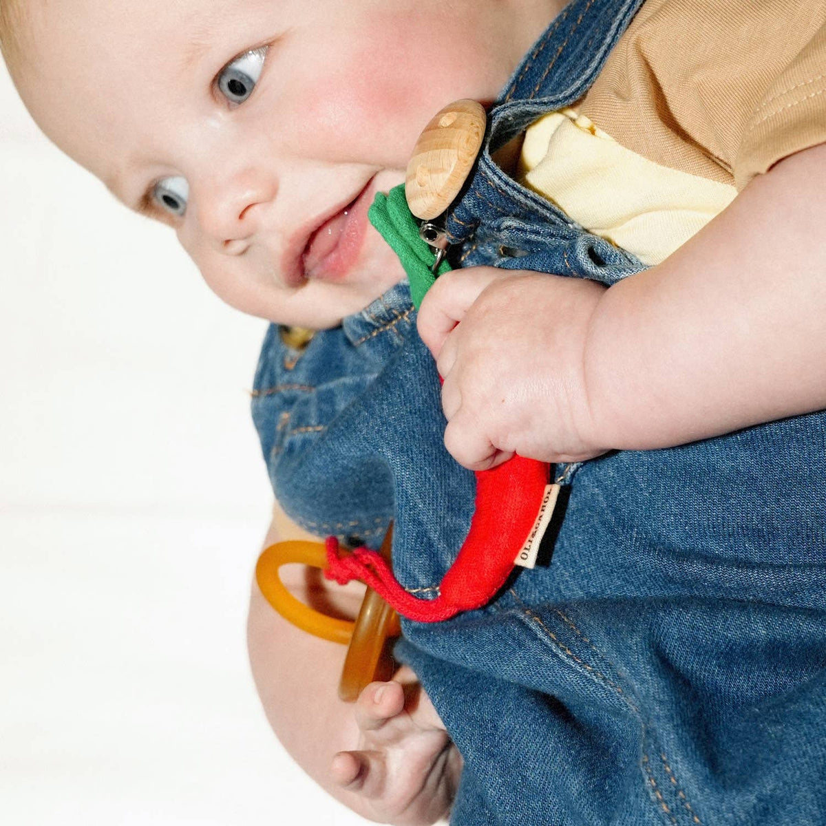 CHARLY THE CHILI Charly the PACIFIER CLIP