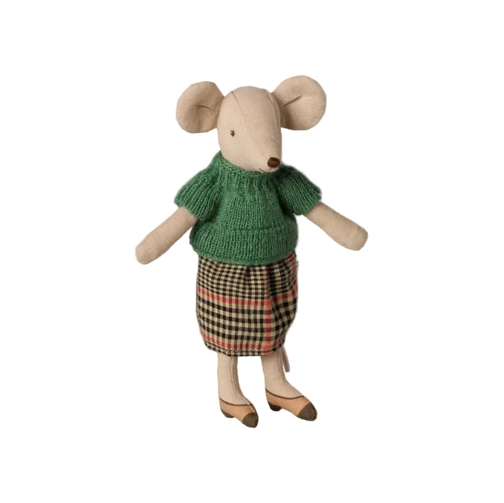 MAILEG GRANDMA MOUSE DOLL