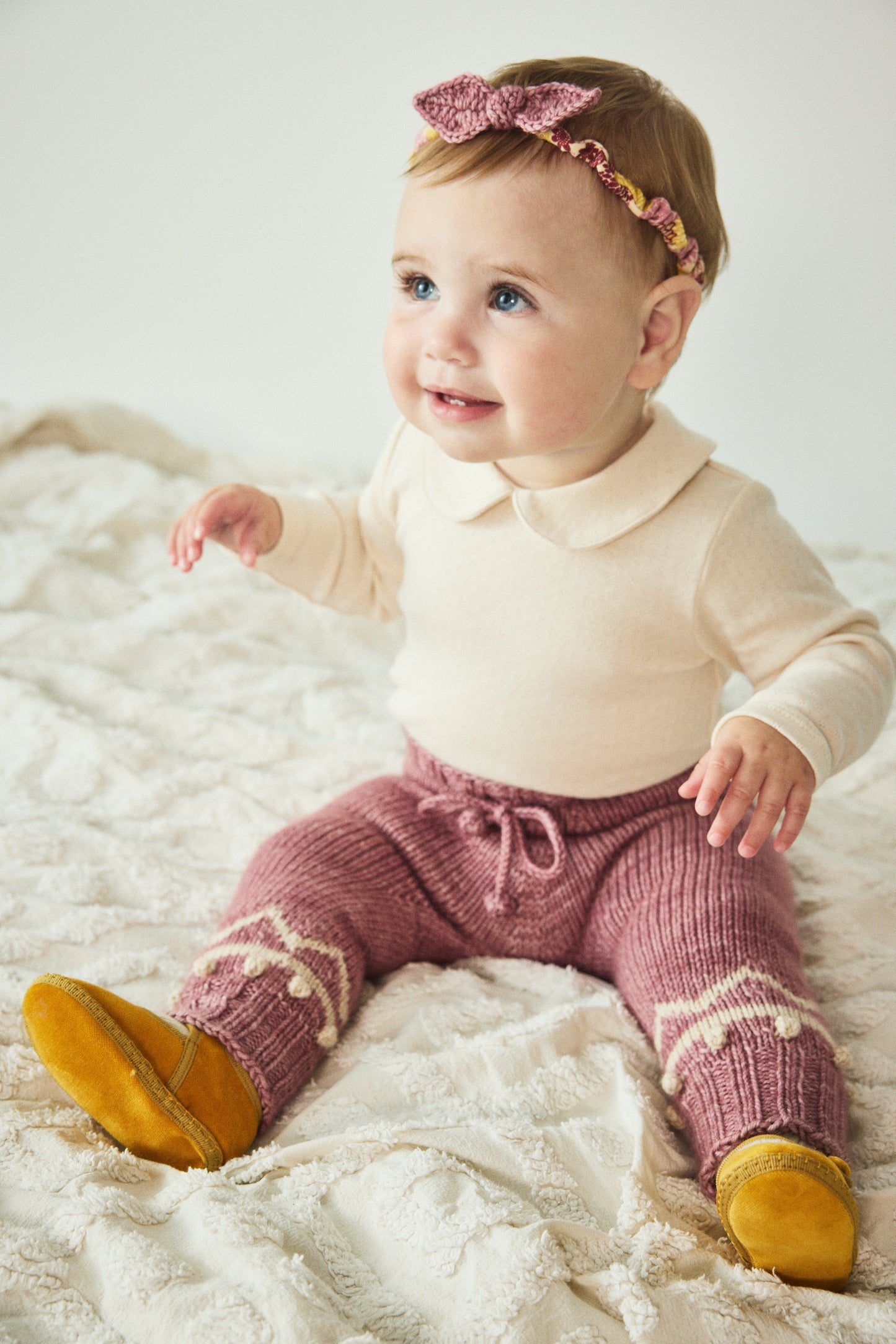 BABY PATTIE COLLAR ONESIE - STRING