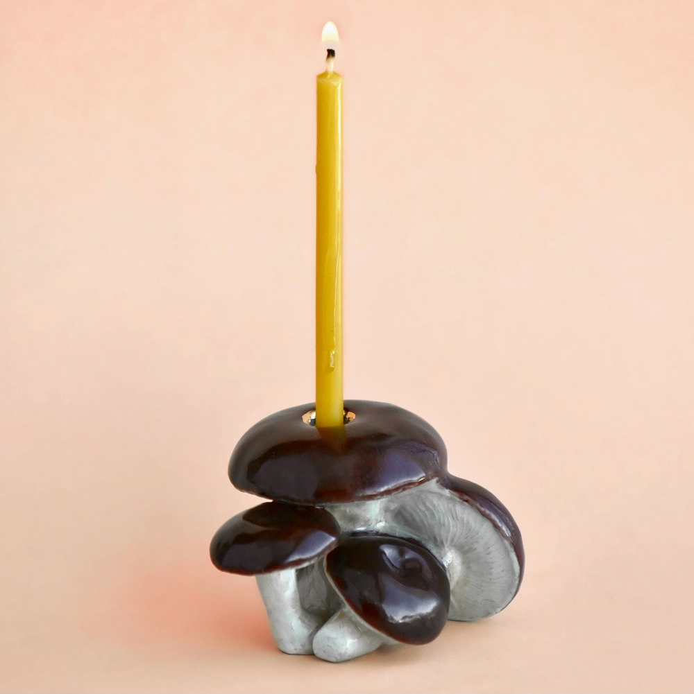 MAHOGANY MUSHROOM CAKE TOPPER