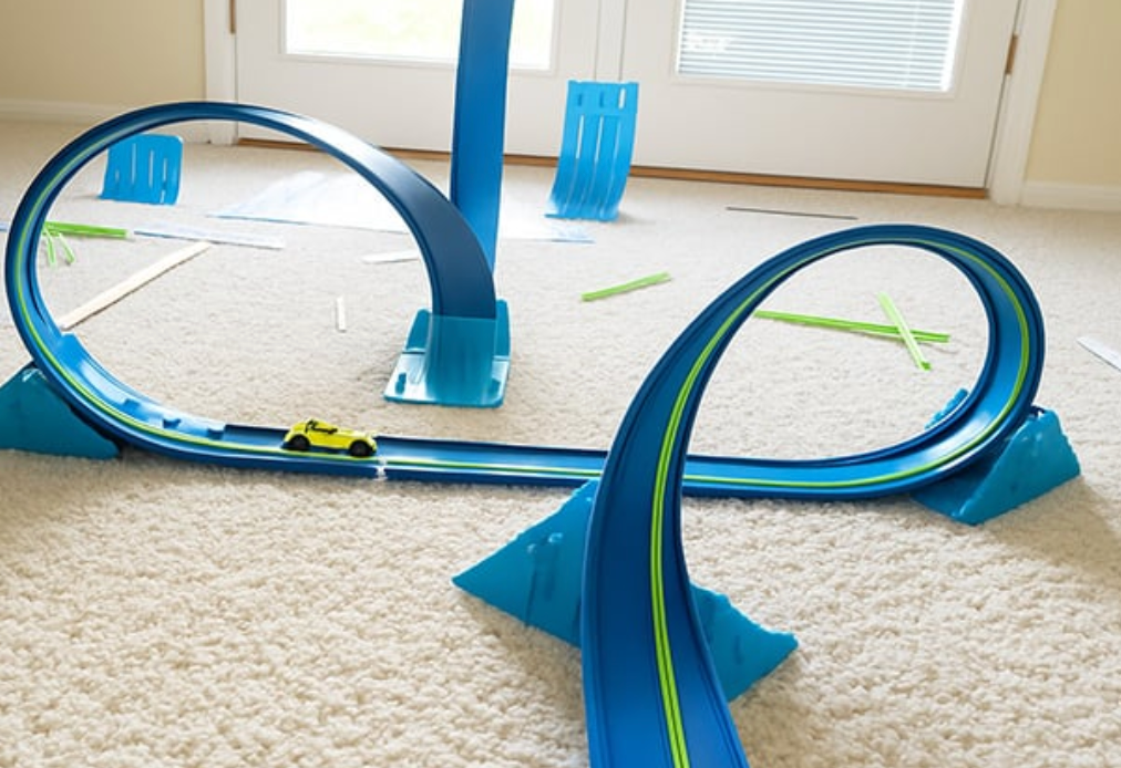 IMAGINATIVE PLAY — Little-ish