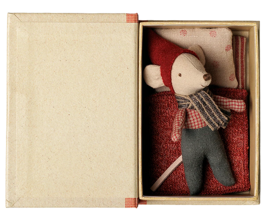 CHRISTMAS MOUSE, BABY IN BOOK