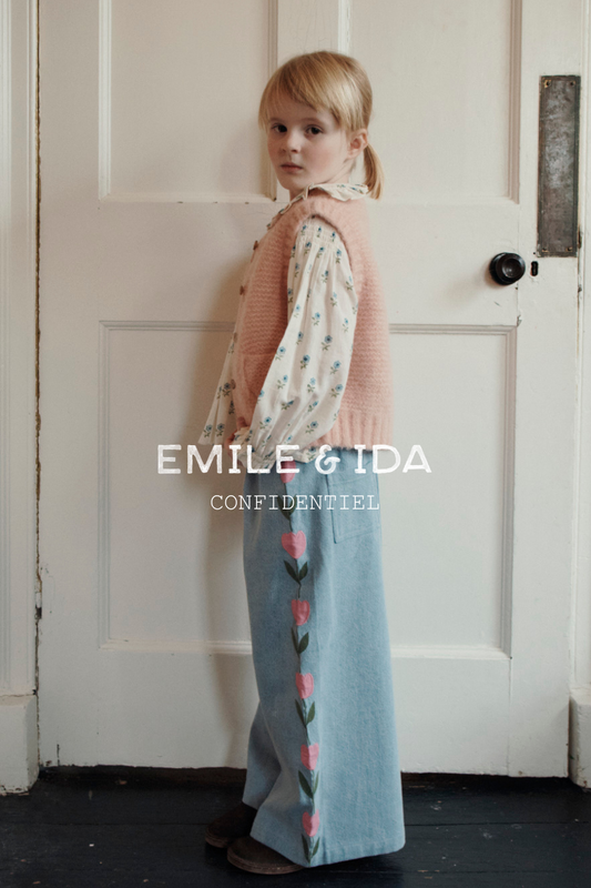 SMOCKED BLOCK PRINT BLOUSE - SCARLET