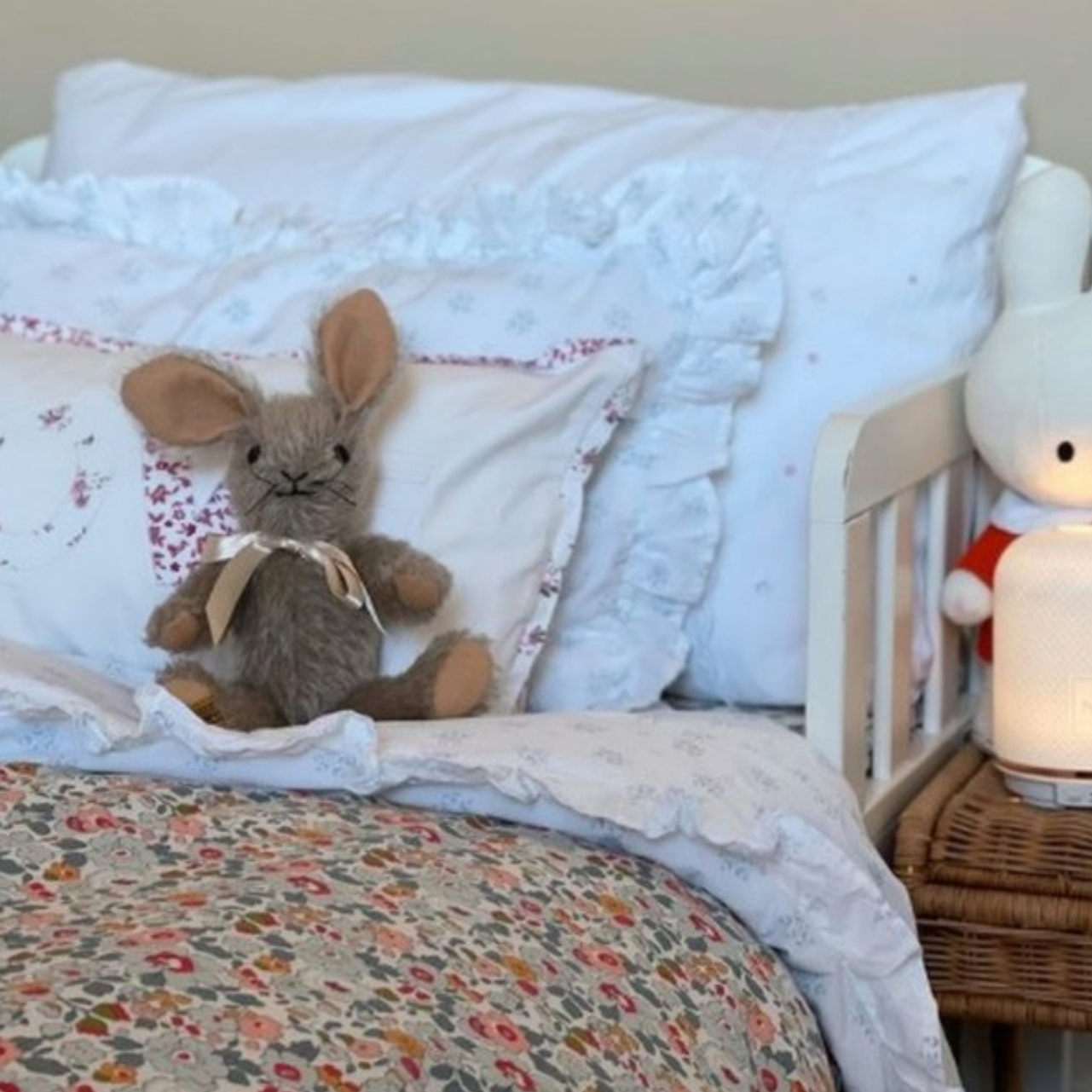MERRYTHOUGHT BINKY BUNNY