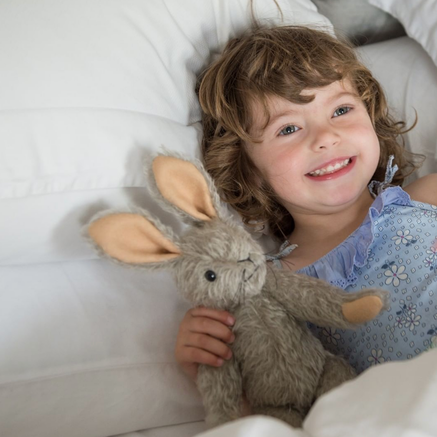 MERRYTHOUGHT BINKY BUNNY