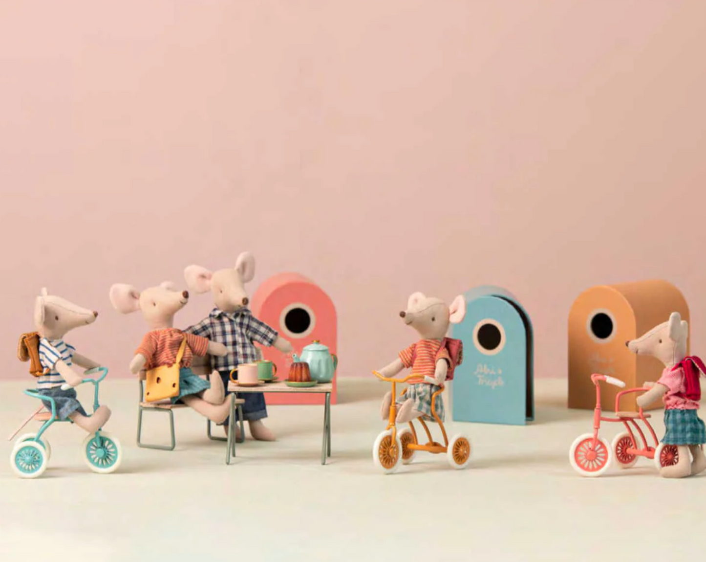 MAILEG ABRI A TRICYCLE FOR MOUSE - CORAL
